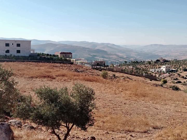 أرض سكنية بانورامية للبيع في عنيبة – جرش