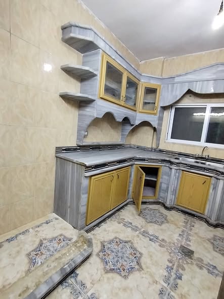 شقة للإيجار في إربد - قرب مجمع الغور - 2