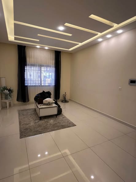 شقة سوبر ديلوكس للإيجار في العقبة - إسكان عمون - 4