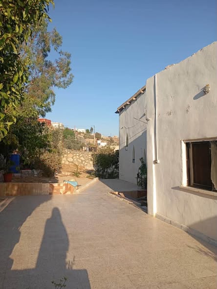 بيت مستقل فاخر للبيع في جرش - 3