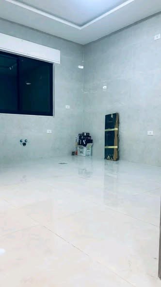 شقة فاخرة للبيع على طريق المطار بتشطيبات سوبر ديلوكس - 4
