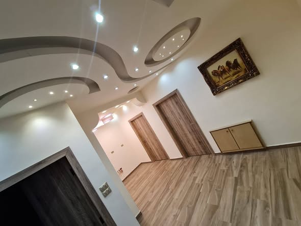 فيلا مستقلة فاخرة للبيع في أبو نصير – إطلالة رائعة وموقع مميز - 3