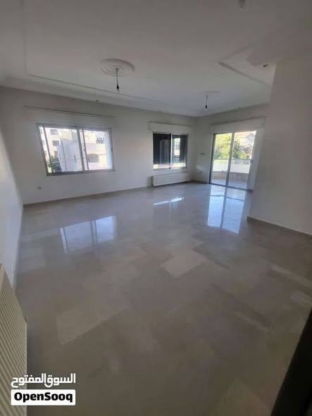 شقة فاخرة ضمن سكن خاص للإيجار في الجاردنز - 5