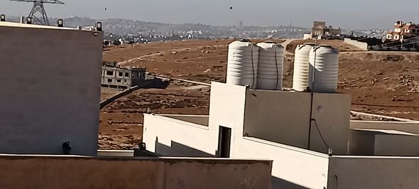 أرض سكنية فاخرة للبيع في شارع الأردن - 5