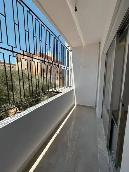 شقة فاخرة للبيع في الزرقاء الجديدة - 2
