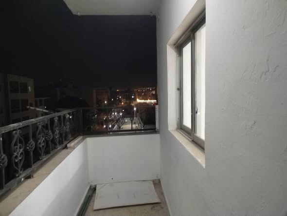 شقة للإيجار بموقع مميز - غرفتان وغرفة ضيوف - 3