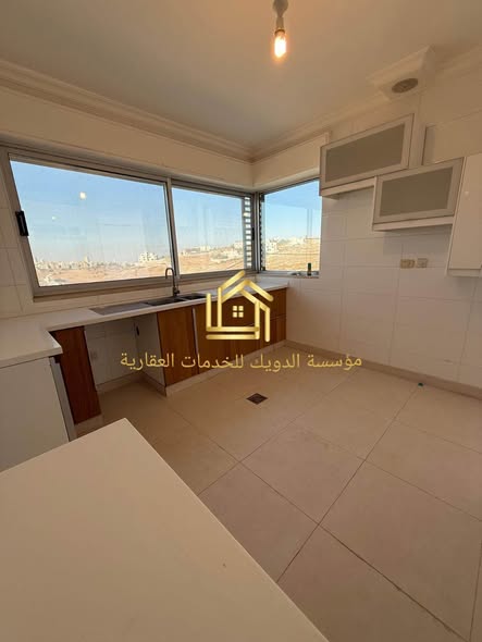 شقة فاخرة للإيجار في عبدون - 2