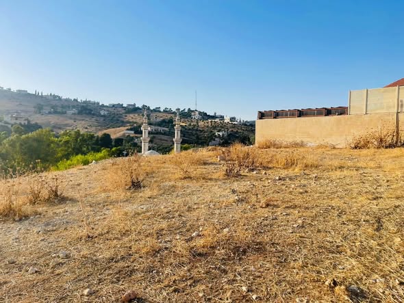 فرصة استثمارية نادرة: أرض سكنية في بيرين حوض القصبات - 5