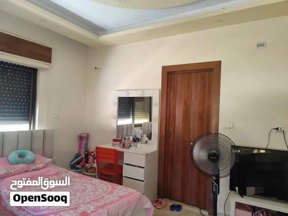 شقة فاخرة من فيلا للإيجار في شفا بدران - 4