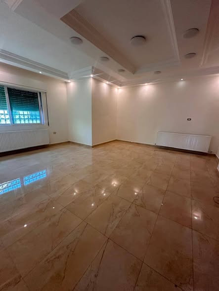 شقة فاخرة 340م للإيجار في مرج الحمام - 3