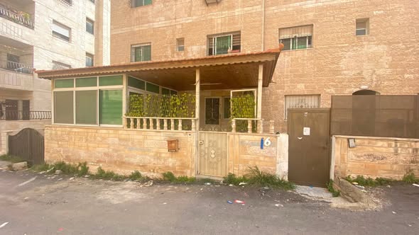 شقة فاخرة للبيع في ضاحية الأمير حسن
