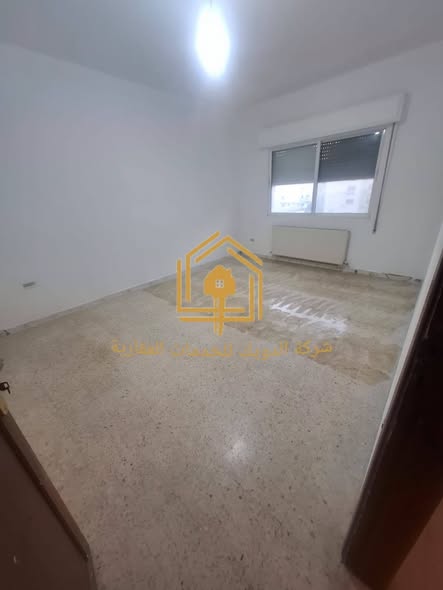شقة فاخرة للإيجار في دير غبار - 3