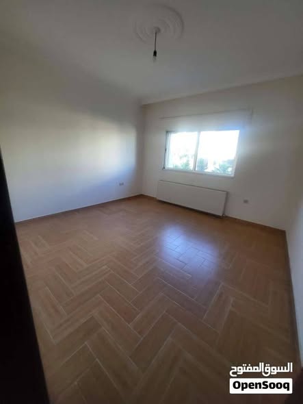 شقة فاخرة ضمن سكن خاص للإيجار في الجاردنز - 3