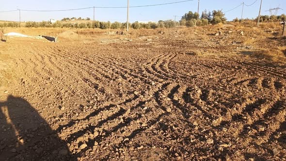 أرض منيفة للبيع في جرش - سكنية ومزرعة