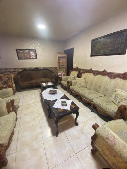 شقة فاخرة للبيع في ماركا الشمالية بمساحة واسعة - 4