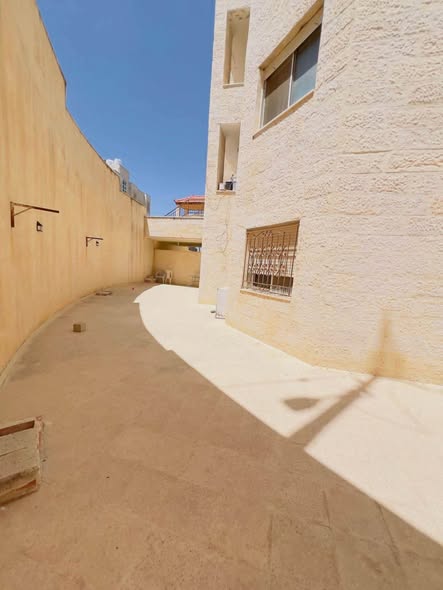 شقة شبه أرضية فاخرة للبيع في تلاع العلي - 2