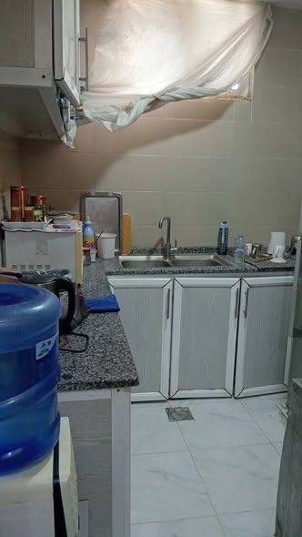 استوديو سكني للبيع - طابق أرضي - الحي الشرقي - 3