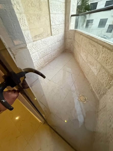 شقة فاخرة للإيجار في دير غبار بتصميم راقٍ - 5