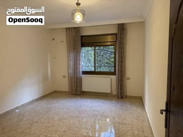 شقة فاخرة للايجار في الرابية