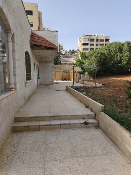 فيلا فاخرة للبيع في مرج الحمام - فرصة استثمارية - 5