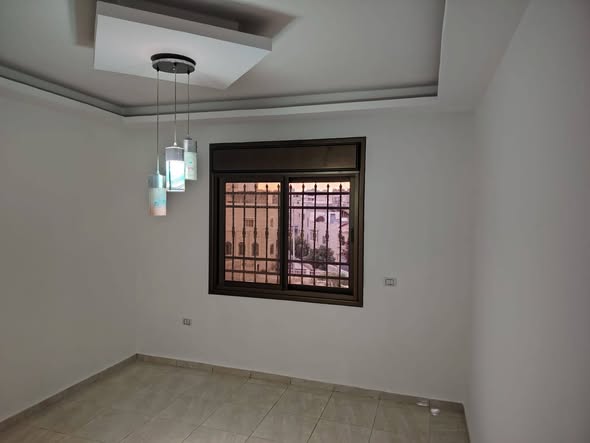 شقة كبيرة مميزة للإيجار في البنيات - 150م - 2