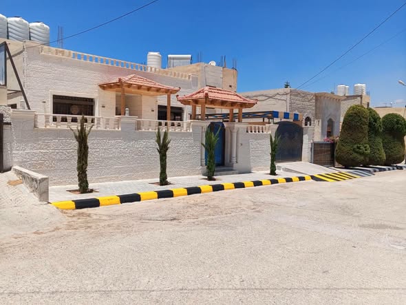 أرض للبيع في ضاحية الأميرة إيمان بسعر مخفض