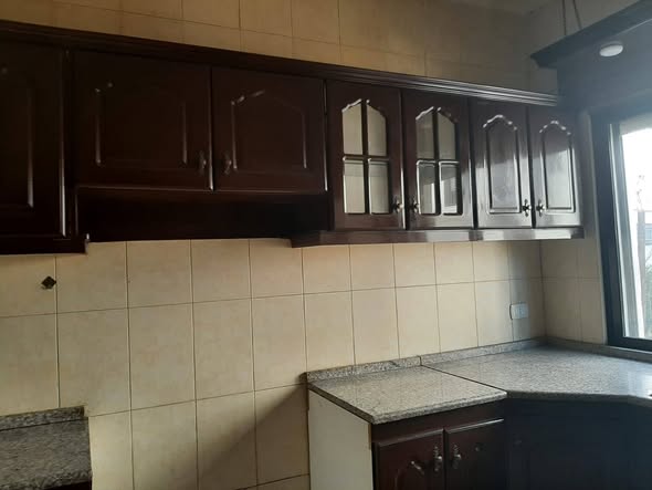 شقة مفروشة بالكامل في أم السماق للإيجار سنوي