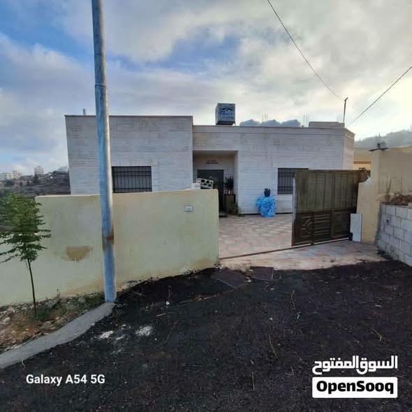 بيت مستقل للبيع في اجمل مناطق السلط - 2