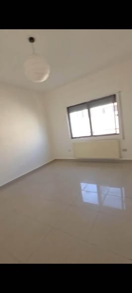 شقة فاخرة للإيجار في الرابية
