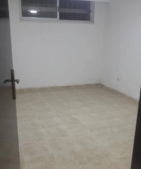 شقة فاخرة للإيجار في عبدون - طابق تسوية - 2