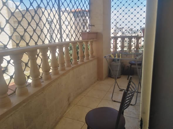 شقة فاخرة للبيع في ضاحية الأمير حسن