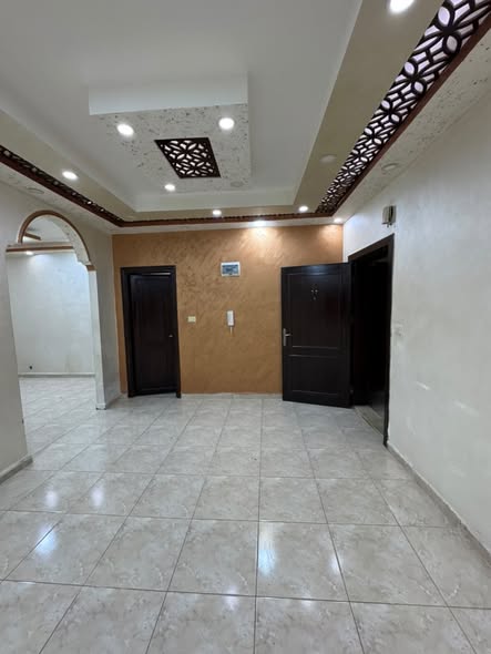 شقة فاخرة للإيجار في الجبيهة - 3