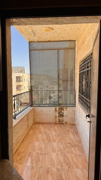 شقة فاخرة للبيع في عين الباشا - حي الأمير علي - 4