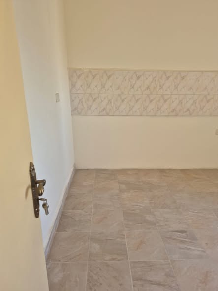 شقة فاخرة للبيع في ضاحية الرشيد ب 33 ألف فقط - 5