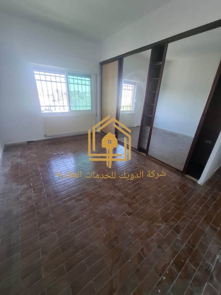 شقة فاخرة فارغة للإيجار في الشميساني - 3