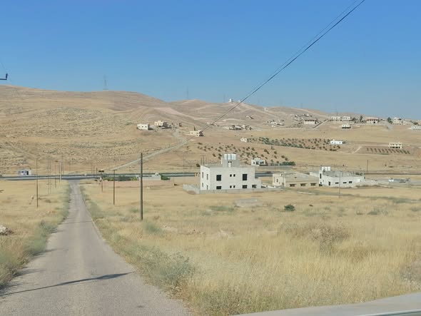 فرصة استثمارية ذهبية أرض سكنية في إسكان المهندسين الزرقاء - 3