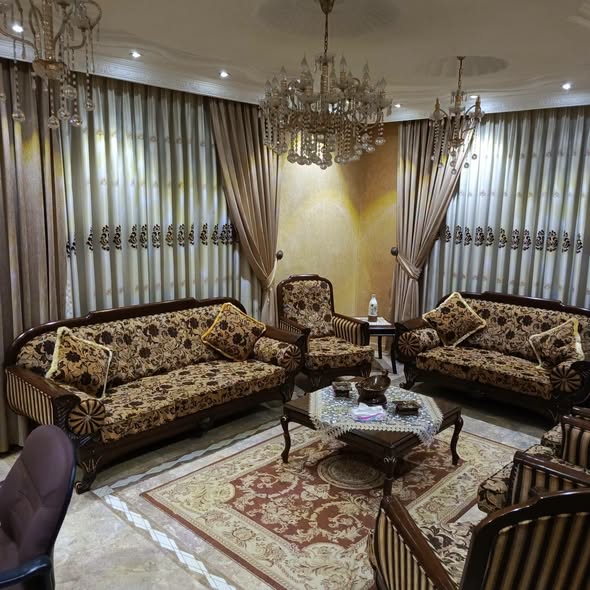 بيت طابقين للبيع في ماركا الجنوبية مع شقتين مؤجرتين - 2