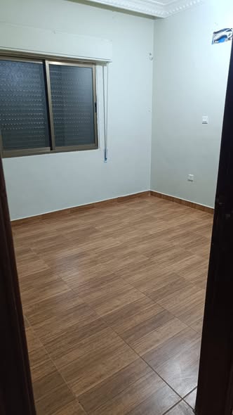 شقة فاخرة للايجار في العقبة التاسعة بإطلالة بحرية - 4