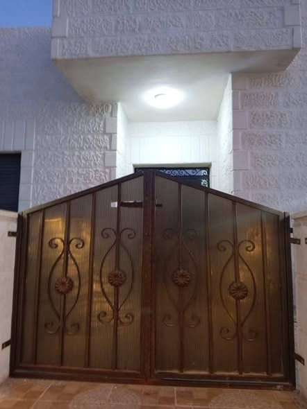 منزل مستقل فخم للبيع في الكرك - الرُبّة - 4