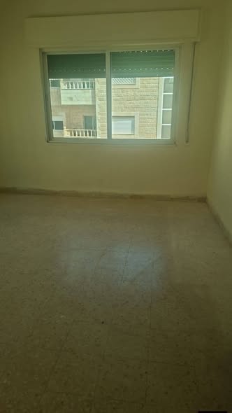 شقة طابقية للبيع في طبربور - 2