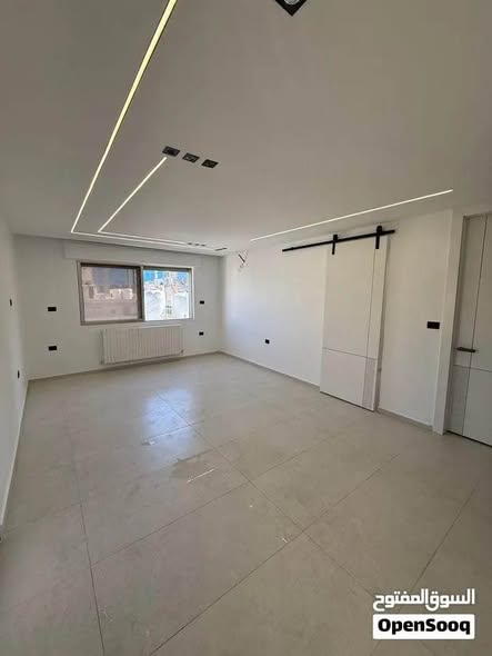 شقة فارغة للإيجار في أم أذينة – طابق 3 - 2