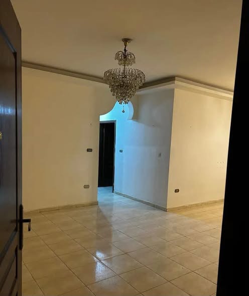 شقة فاخرة للإيجار في ضاحية النخيل - 4