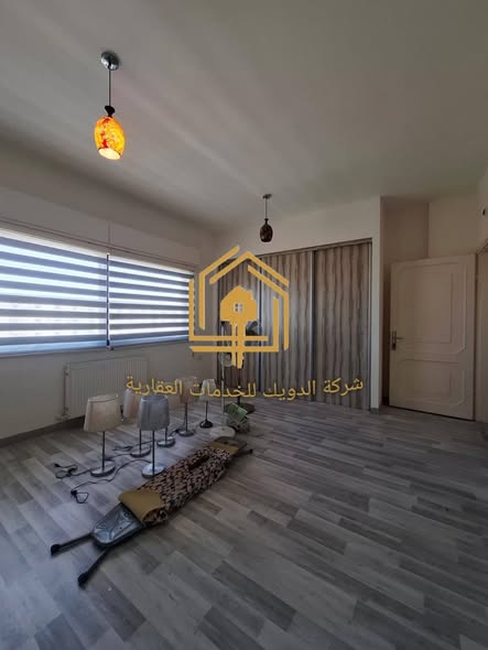 شقة فاخرة فارغة للإيجار في عبدون - 4