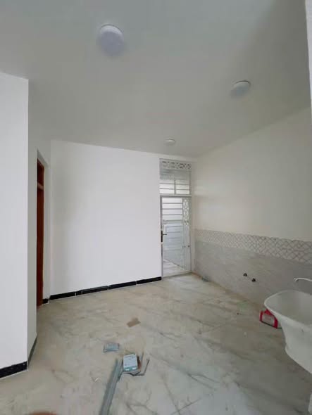 بيت عائلي للإيجار في حي الميكانيك