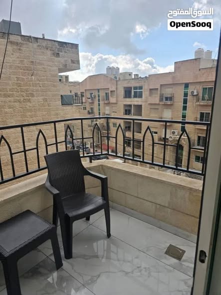 شقة فاخرة مفروشة للإيجار في ضاحية الرشيد