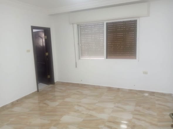 شقة مفروشة فاخرة للإيجار لطالبات فقط – إربد - 3