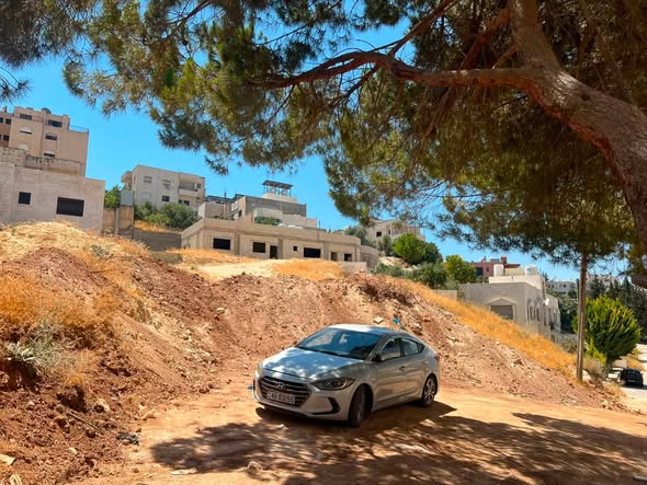 أرض سكنية فاخرة في صافوط - فرصة استثمارية - 2