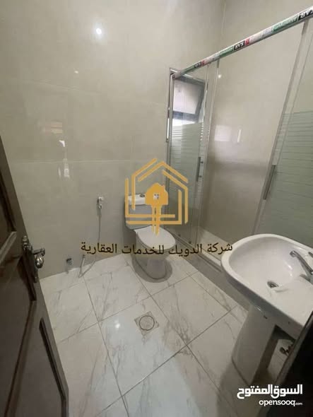 شقة فاخرة للإيجار في أم أذينة الغربية - 5