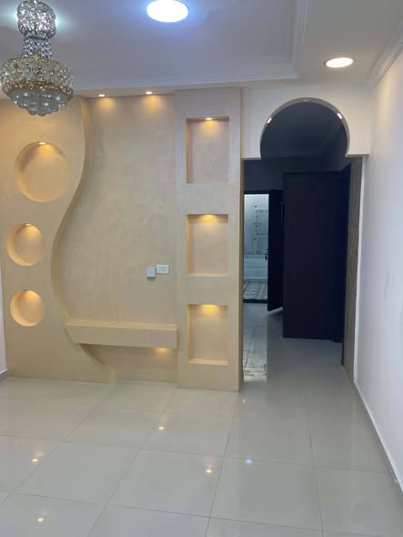 شقة فاخرة للبيع في الراهبات – تصميم راقي - 3