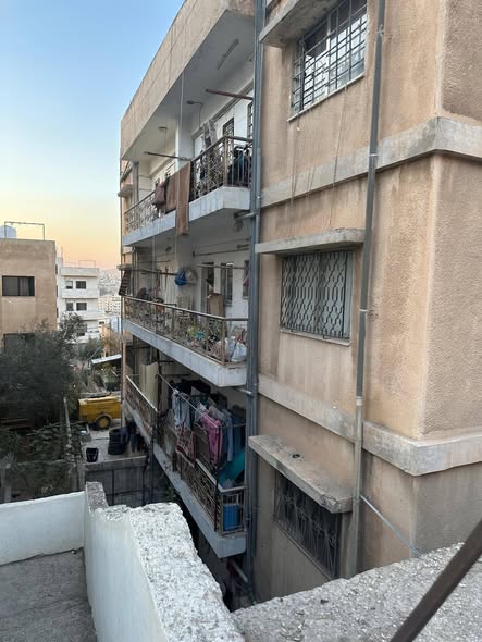 عمارة استثمارية فاخرة للبيع في ماركا - 3